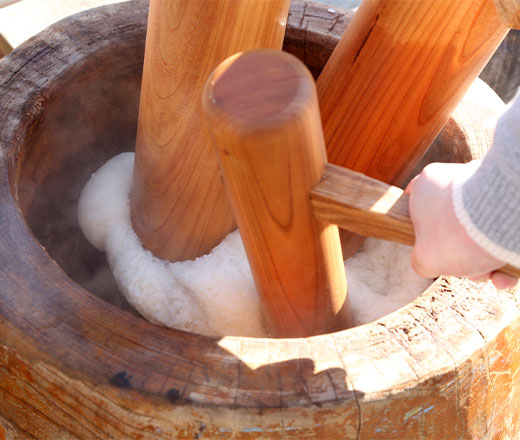 Toyama ️; Namibii Hot Springs Holiday Sake Shop 