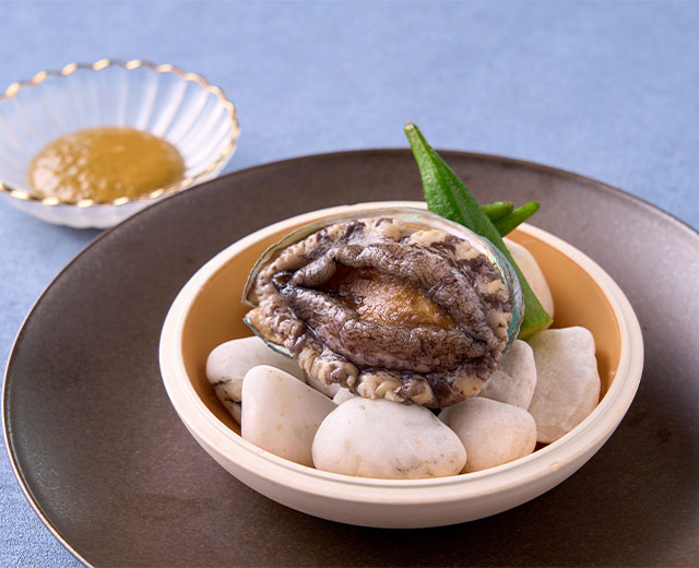 Ezo abalone ceramic plate grilling