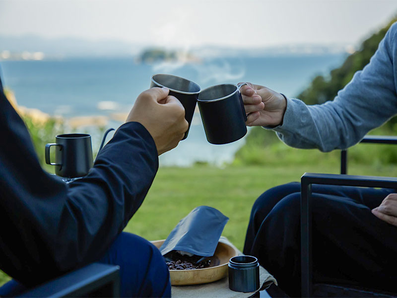 Plan with Brew Coffee Experience in the hotel courtyard with sea view